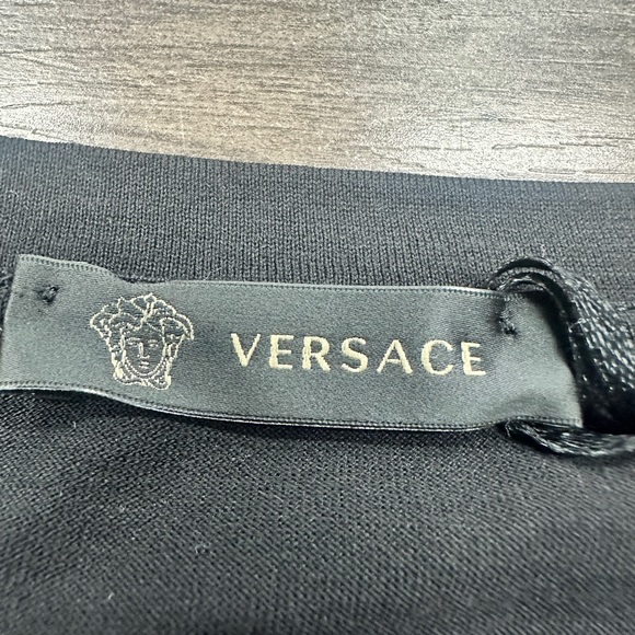 NWT Authentic Versace Men's Black & White Embroidered Logo Shirt - Size L - Picture 8 of 12